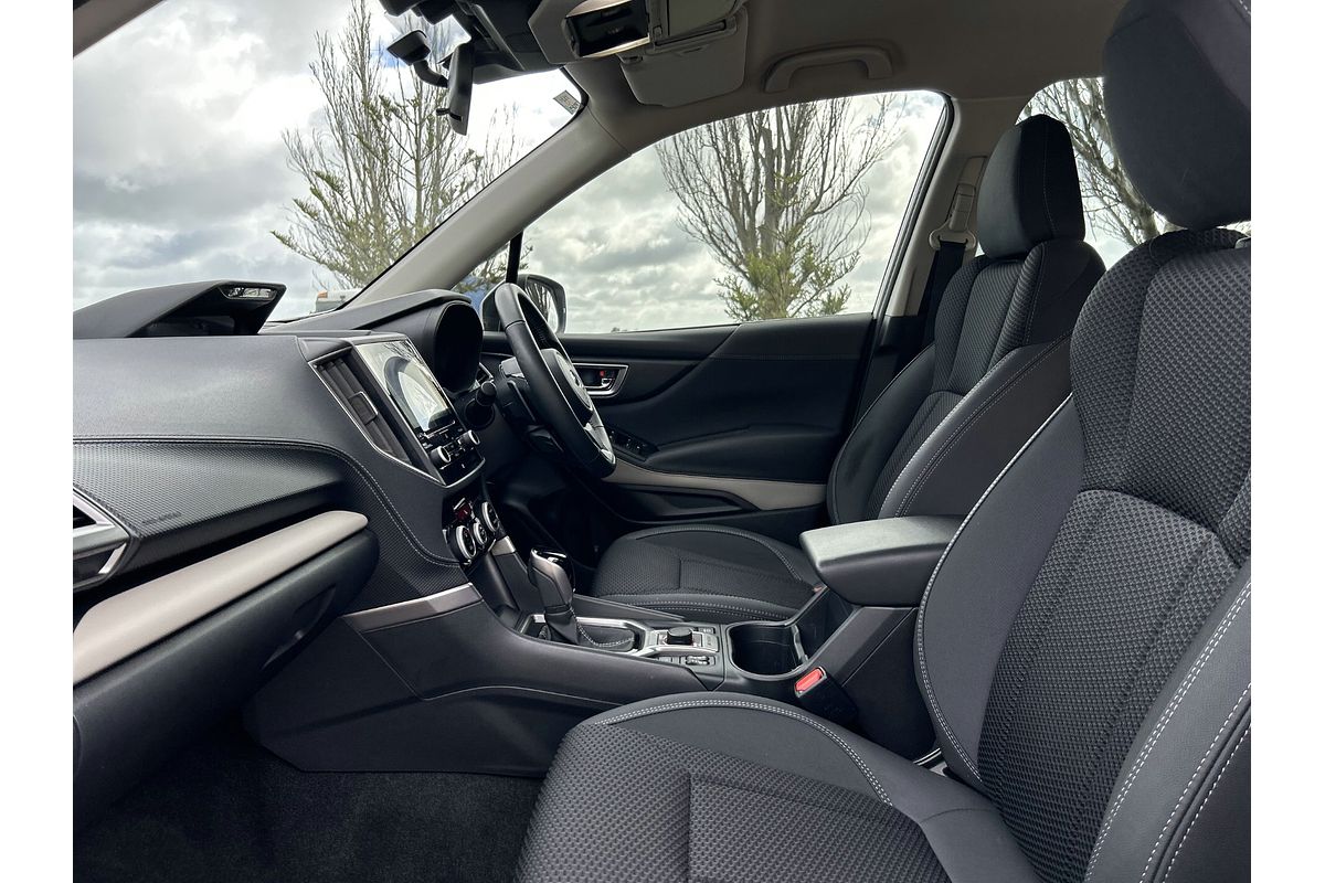 2024 Subaru Forester 2.5i Premium S5