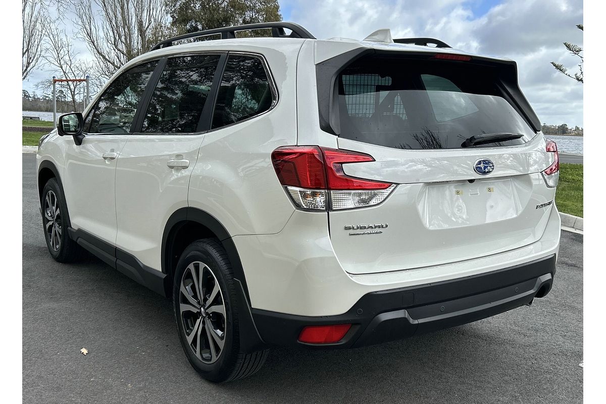 2024 Subaru Forester 2.5i Premium S5