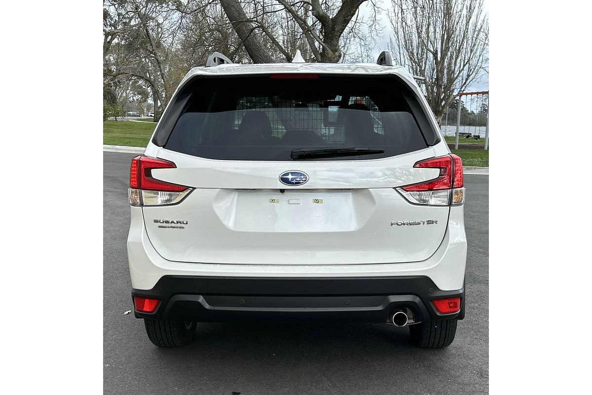 2024 Subaru Forester 2.5i Premium S5