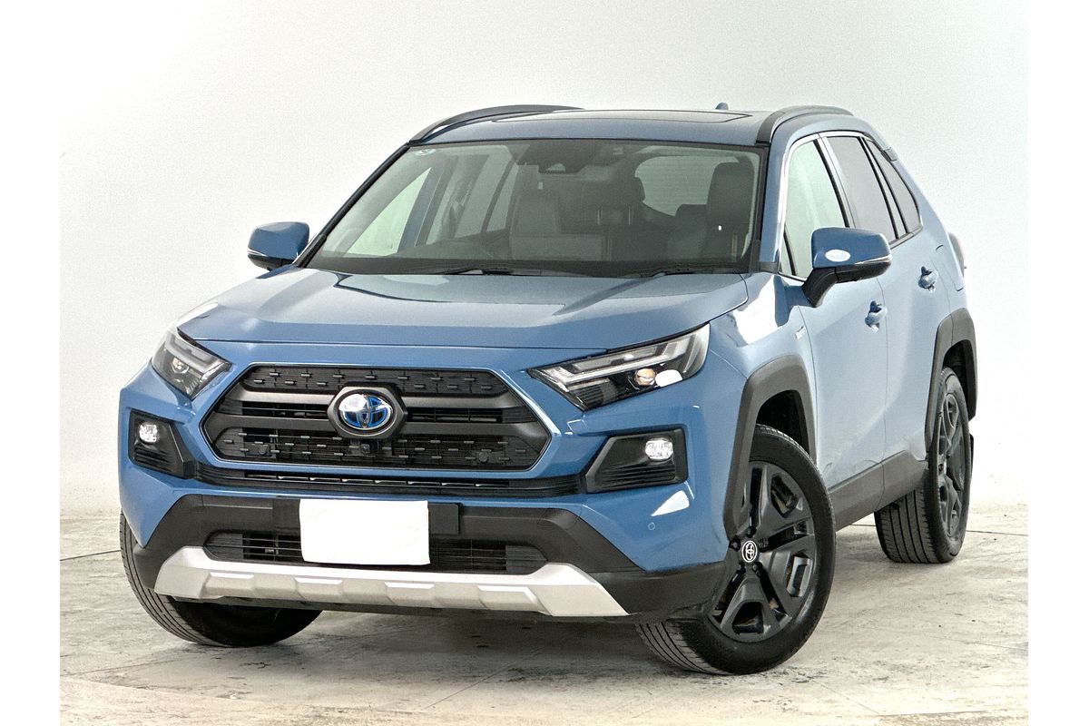 2024 Toyota RAV4 Edge AXAH54R