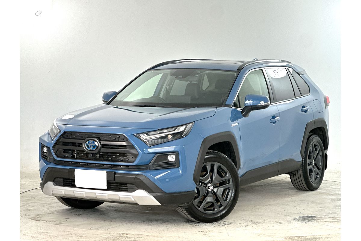 2024 Toyota RAV4 Edge AXAH54R