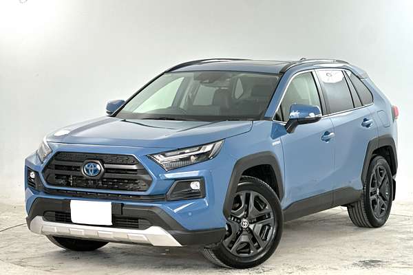 2024 Toyota RAV4 Edge AXAH54R