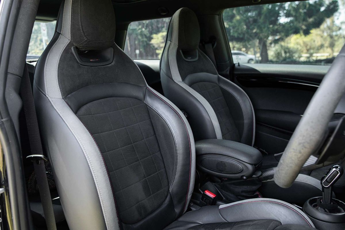 2020 MINI Hatch John Cooper Works Classic F56 LCI