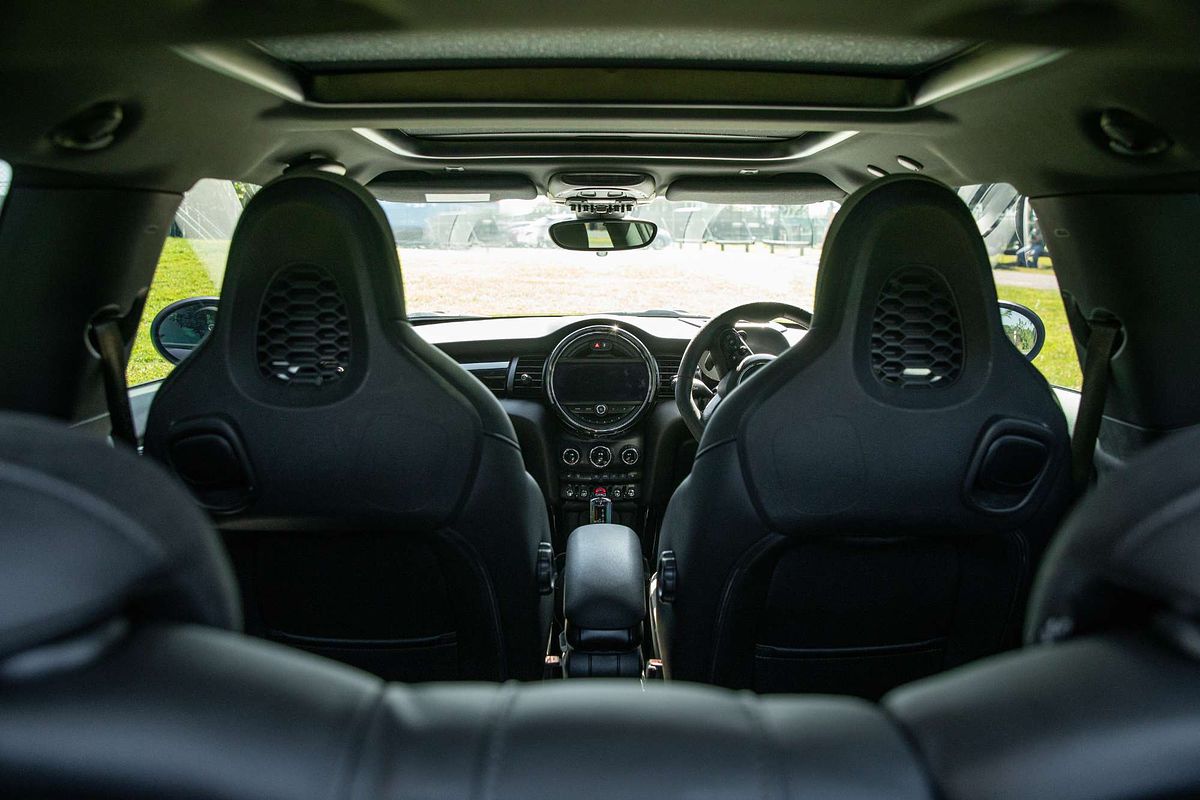 2020 MINI Hatch John Cooper Works Classic F56 LCI