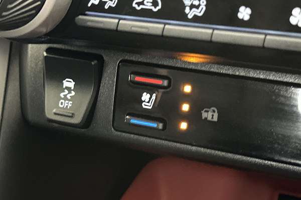 2024 Toyota RAV4 Edge AXAH54R