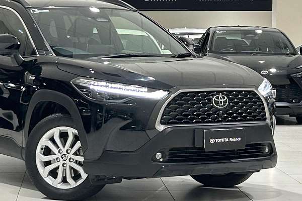 2024 Toyota Corolla Cross GXL MXGH15R