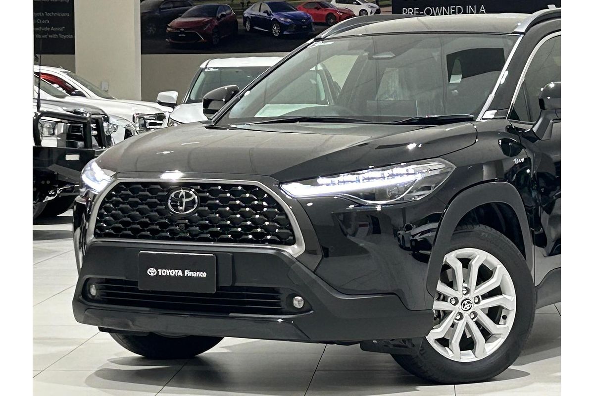 2024 Toyota Corolla Cross GXL MXGH15R