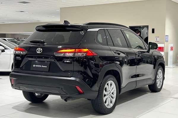 2024 Toyota Corolla Cross GXL MXGH15R