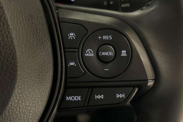 2024 Toyota Corolla Cross GXL MXGH15R