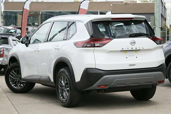 2025 Nissan X-TRAIL ST T33