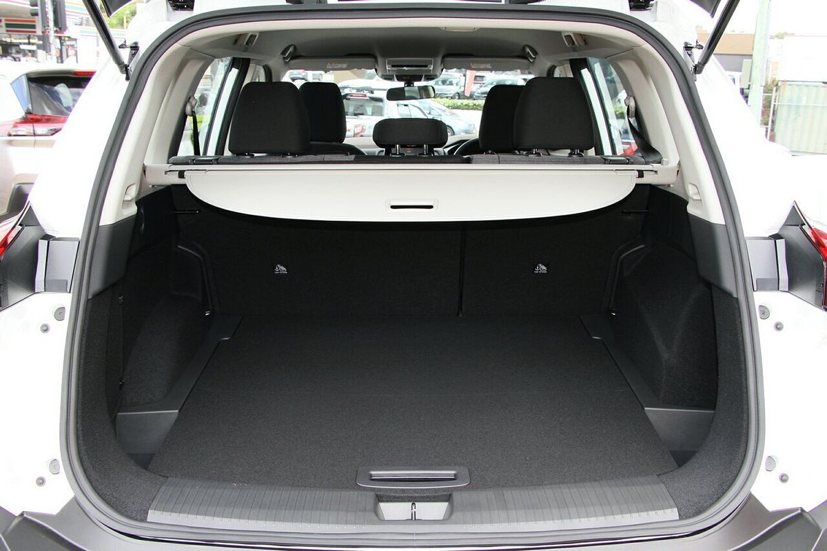 2025 Nissan X-TRAIL ST T33