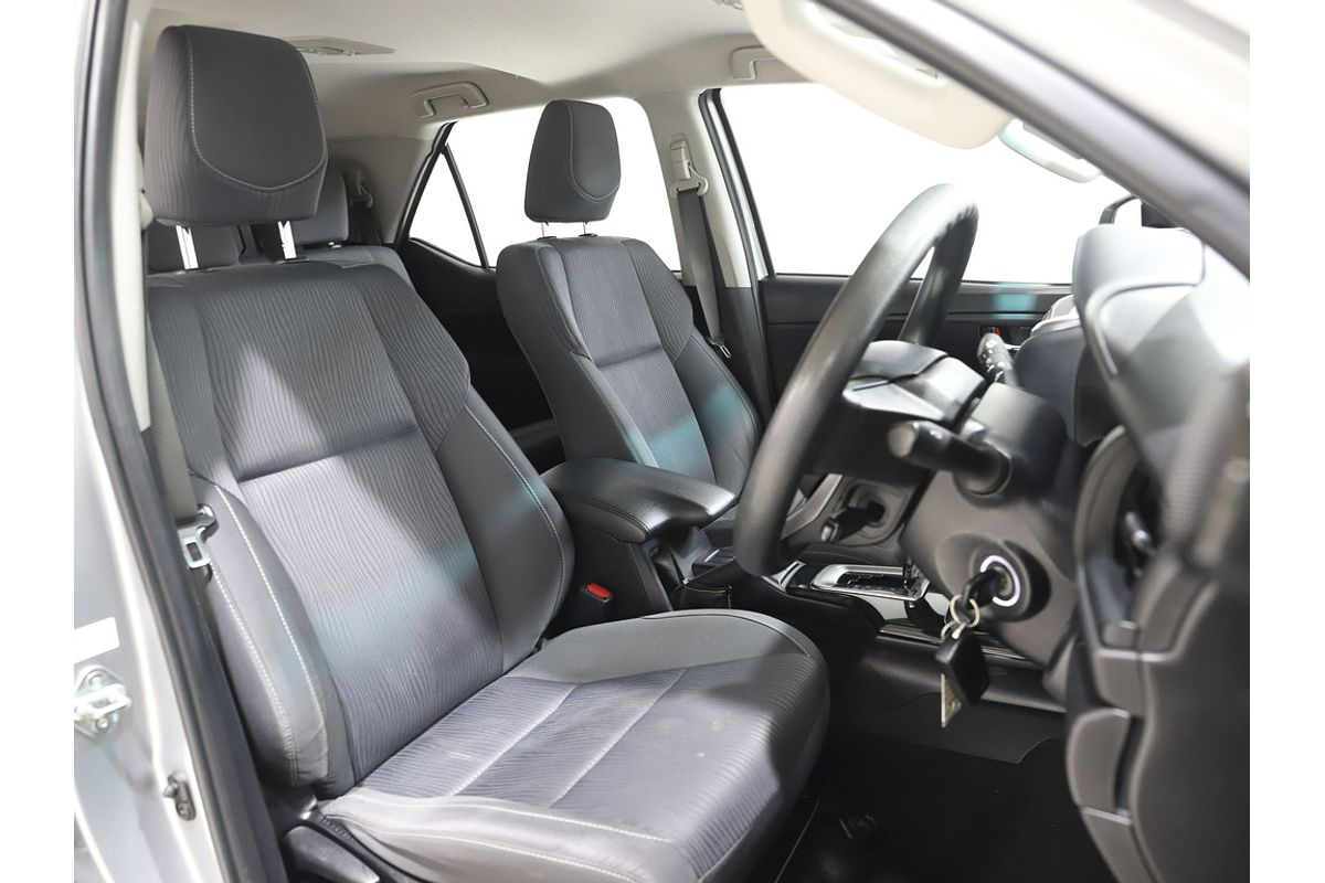 Fortuner GX 2.8L T Diesel Automatic Wagon 2U84850 001