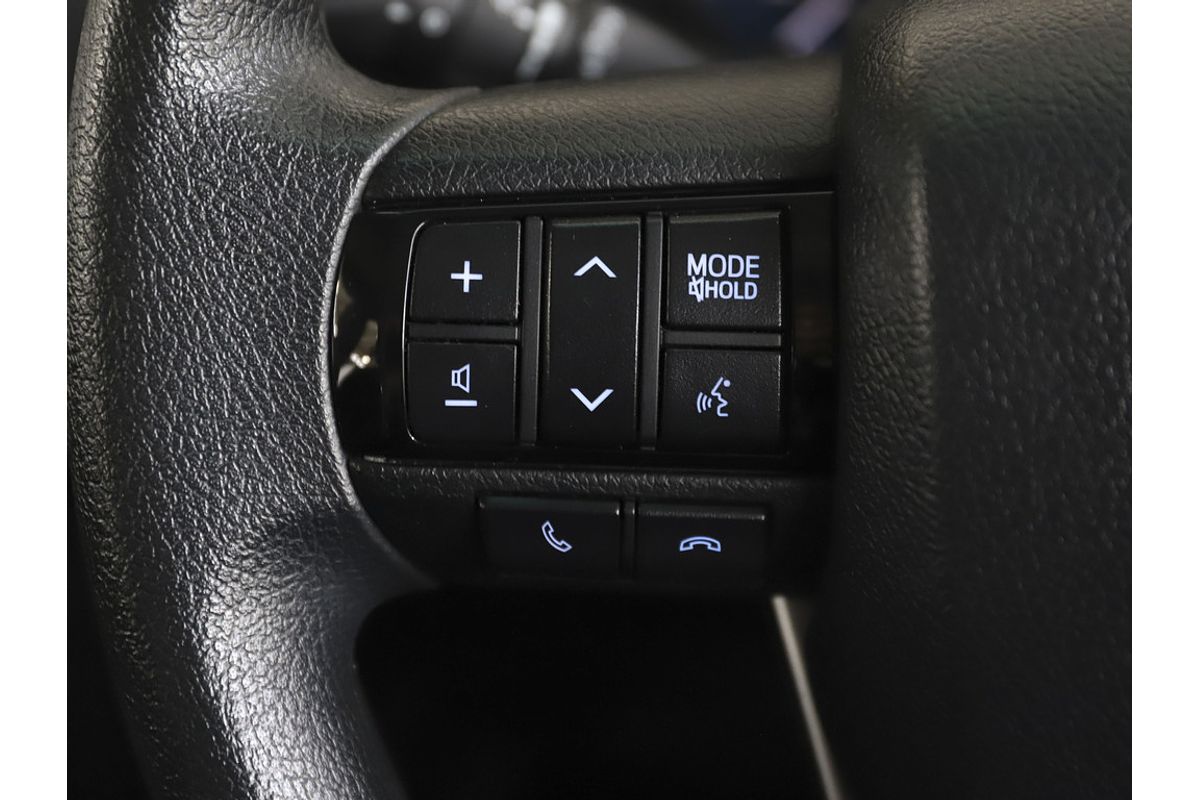 Fortuner GX 2.8L T Diesel Automatic Wagon 2U84850 001