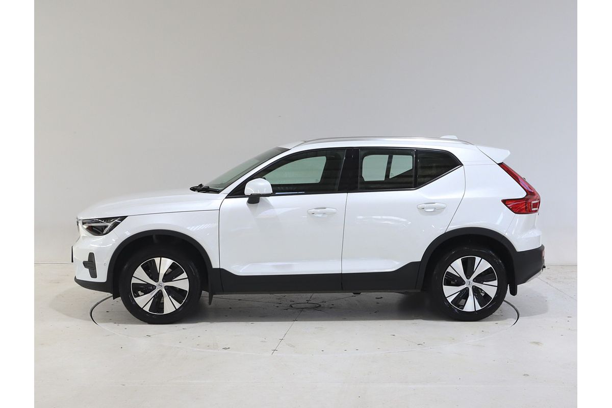 2022 VOLVO XC40 PLUS B4 MHEV 8 SP AUTOMATIC 4D WAGON T4