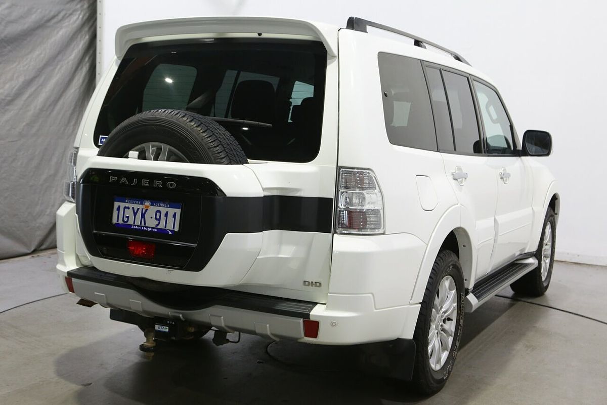 2019 Mitsubishi Pajero GLS NX