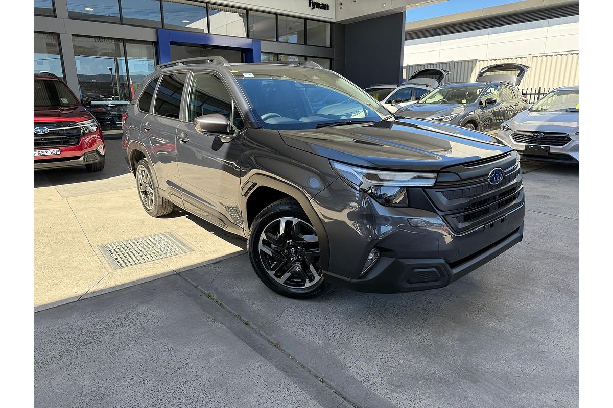 2025 Subaru Forester Premium S6