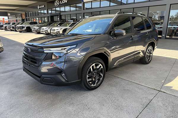 2025 Subaru Forester Premium S6