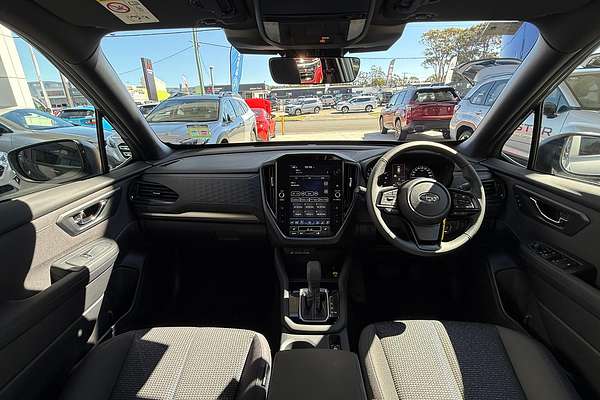 2025 Subaru Forester Premium S6