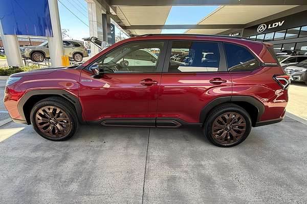 2025 Subaru Forester Hybrid Sport S6