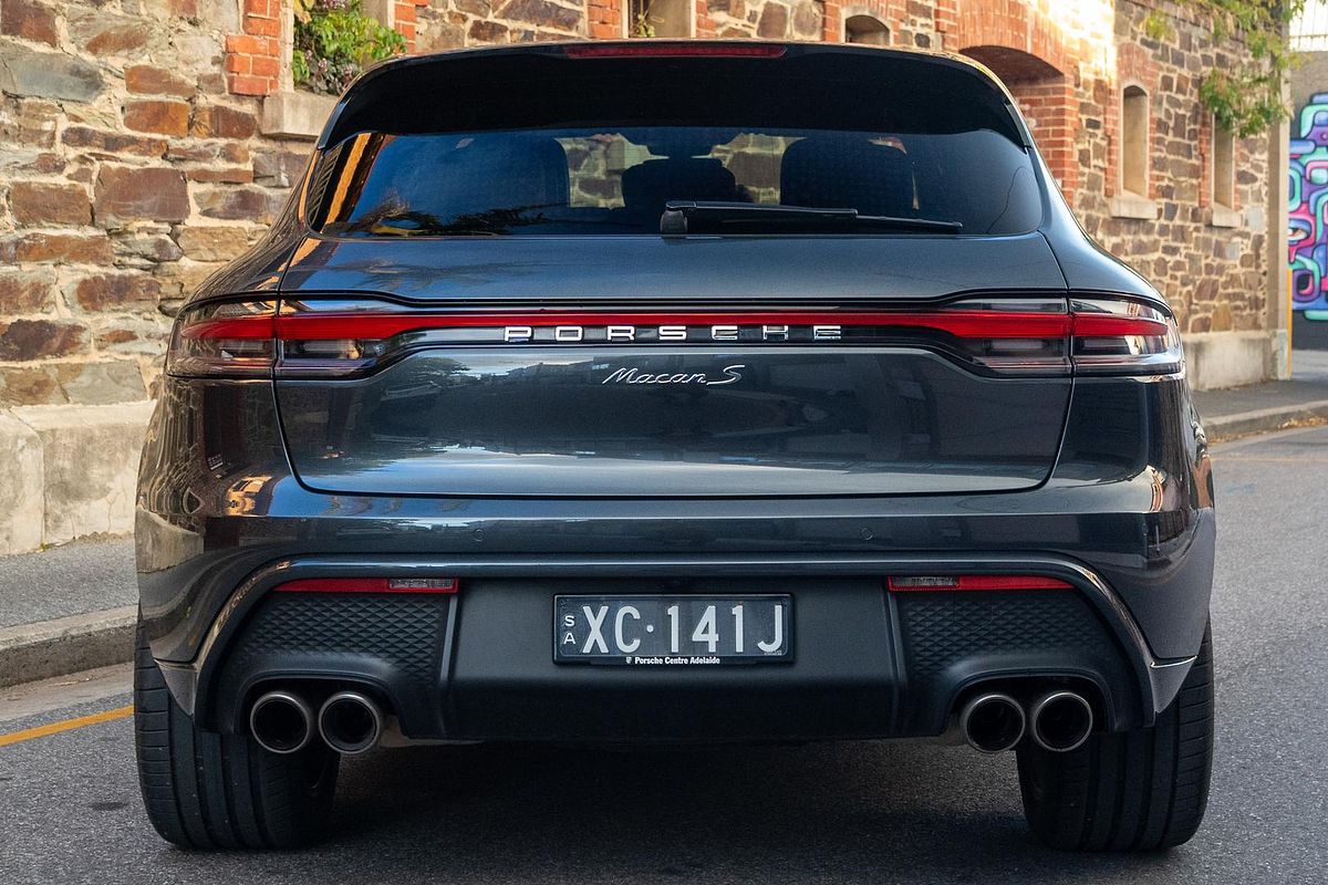 2022 Porsche Macan S 95B