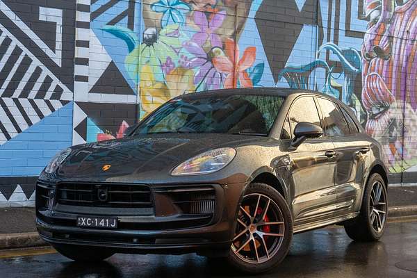 2022 Porsche Macan S 95B