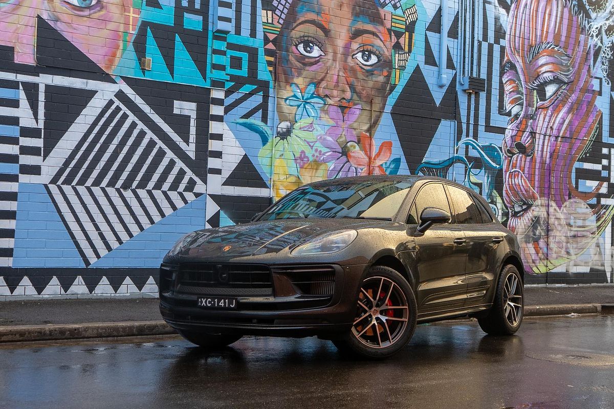 2022 Porsche Macan S 95B