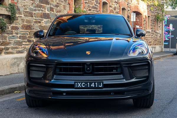 2022 Porsche Macan S 95B