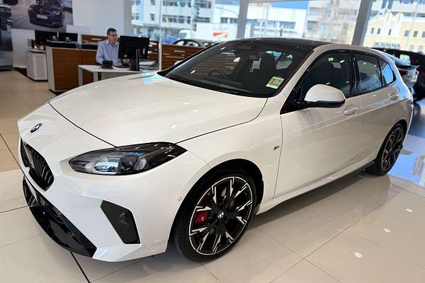 2024 BMW 1 Series 118 M Sport F70
