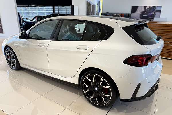 2024 BMW 1 Series 118 M Sport F70