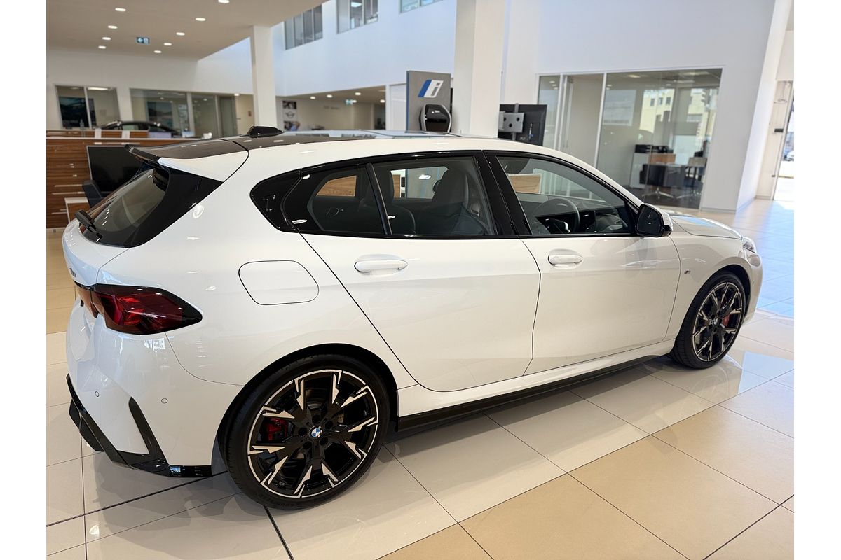 2024 BMW 1 Series 118 M Sport F70
