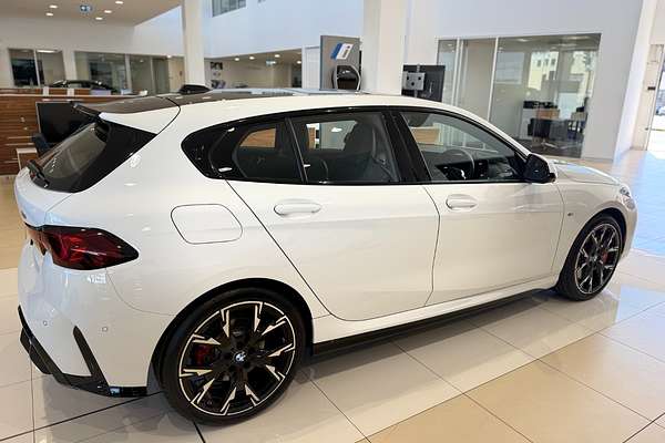 2024 BMW 1 Series 118 M Sport F70