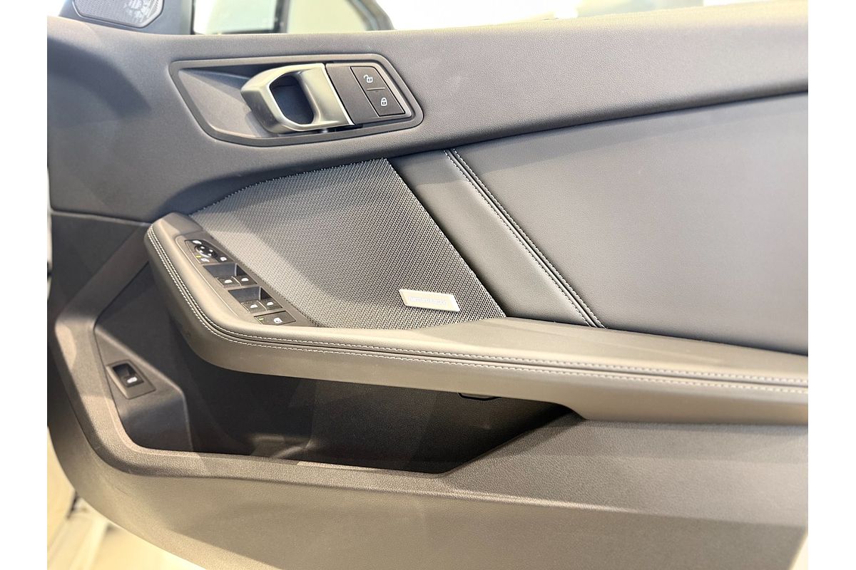 2024 BMW 1 Series 118 M Sport F70