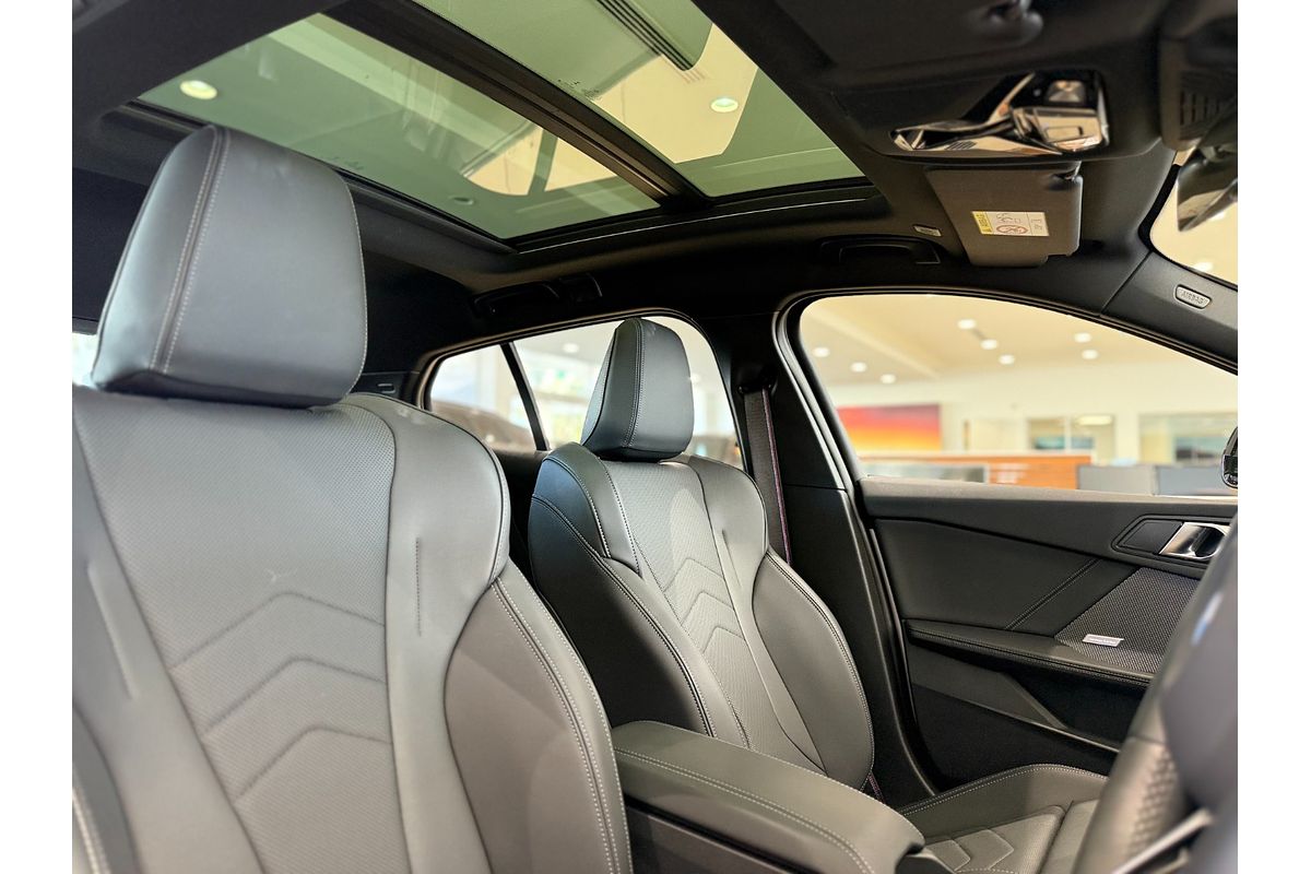 2024 BMW 1 Series 118 M Sport F70