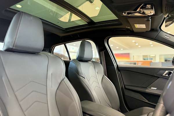 2024 BMW 1 Series 118 M Sport F70