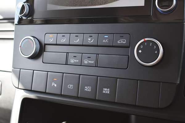2025 Hyundai STARIA LOAD US4.V3