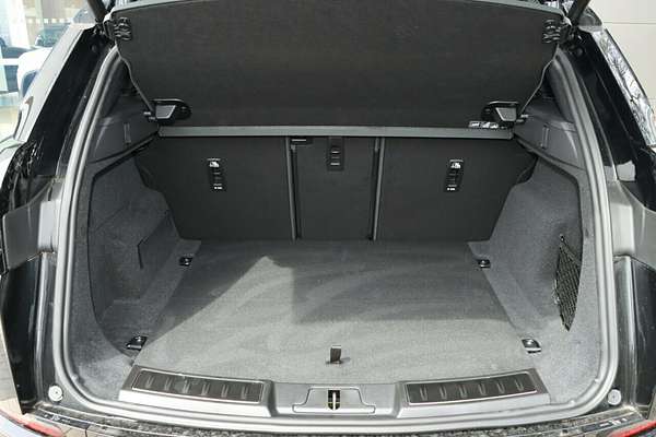 2025 Land Rover Range Rover Evoque P250 Dynamic SE L551