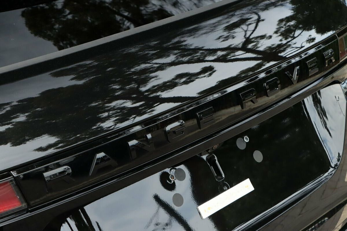 2025 Land Rover Range Rover Evoque P250 Dynamic SE L551