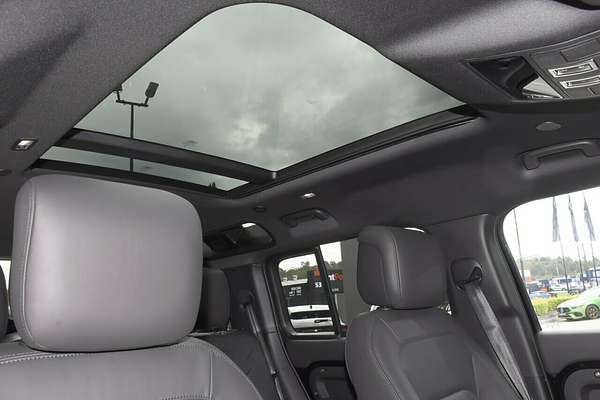 2025 Land Rover Defender 110 D350 X-Dynamic HSE L663