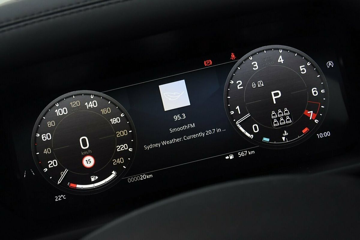 2025 Land Rover Defender 130 P400 X-Dynamic SE L663