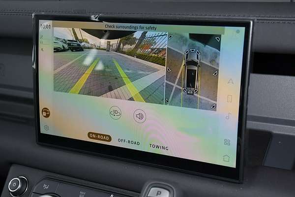 2025 Land Rover Defender 130 P400 X-Dynamic SE L663