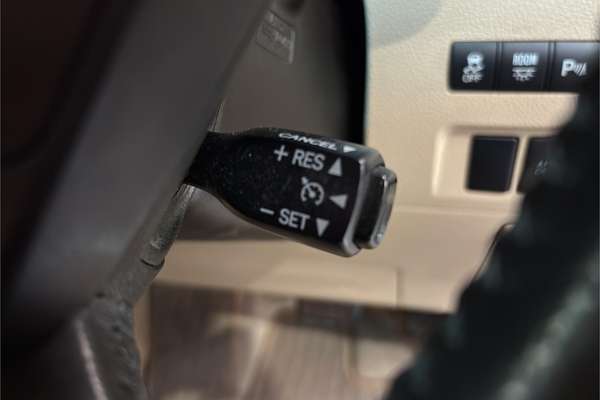 2010 Toyota Alphard 350G Welcab