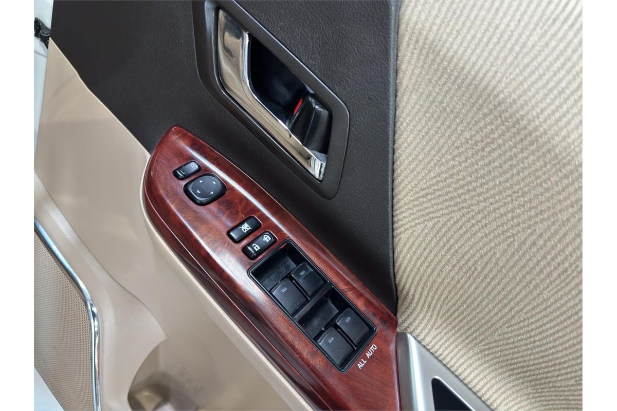 2010 Toyota Alphard 350G Welcab