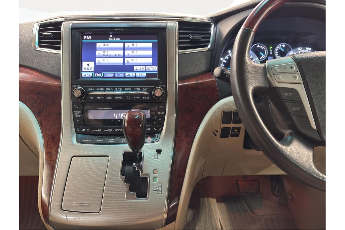 2010 Toyota Alphard 350G Welcab