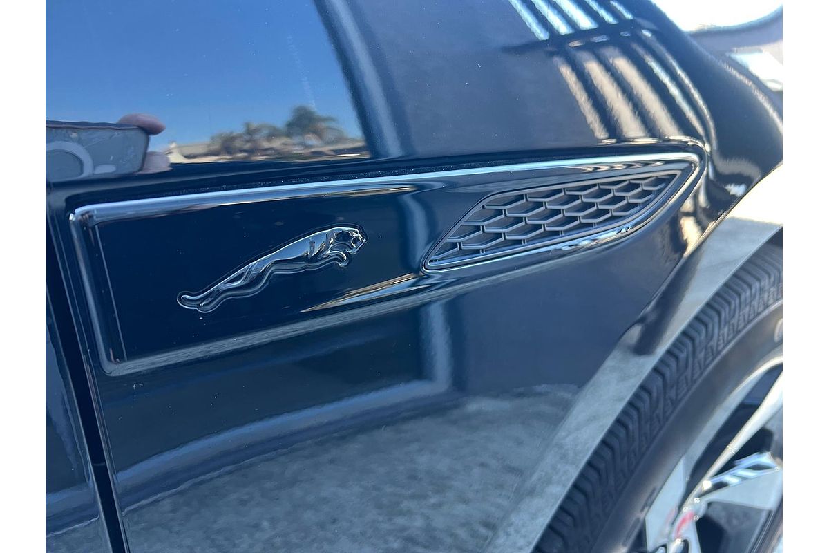 2023 Jaguar F-PACE P250 R-Dynamic S X761