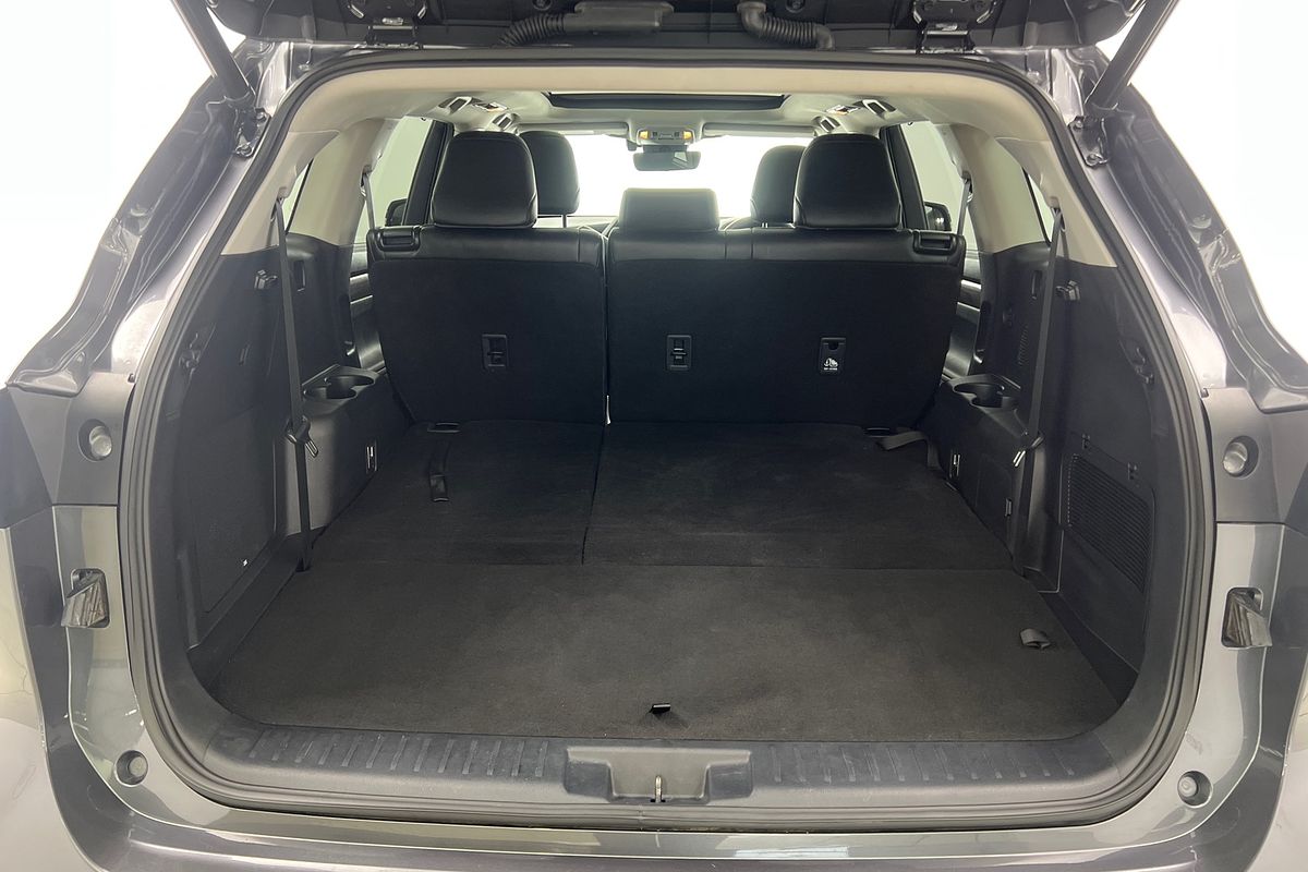 2023 Toyota Kluger Grande AXUH78R