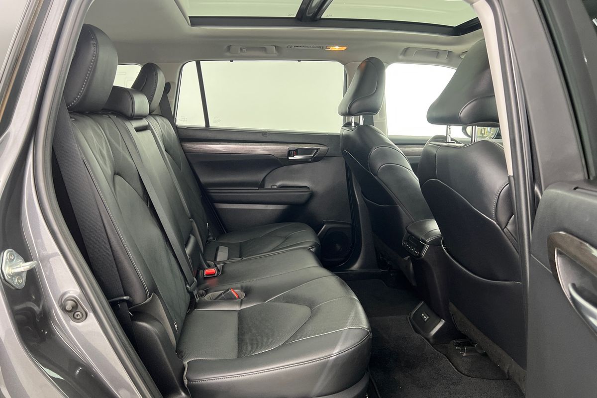 2023 Toyota Kluger Grande AXUH78R