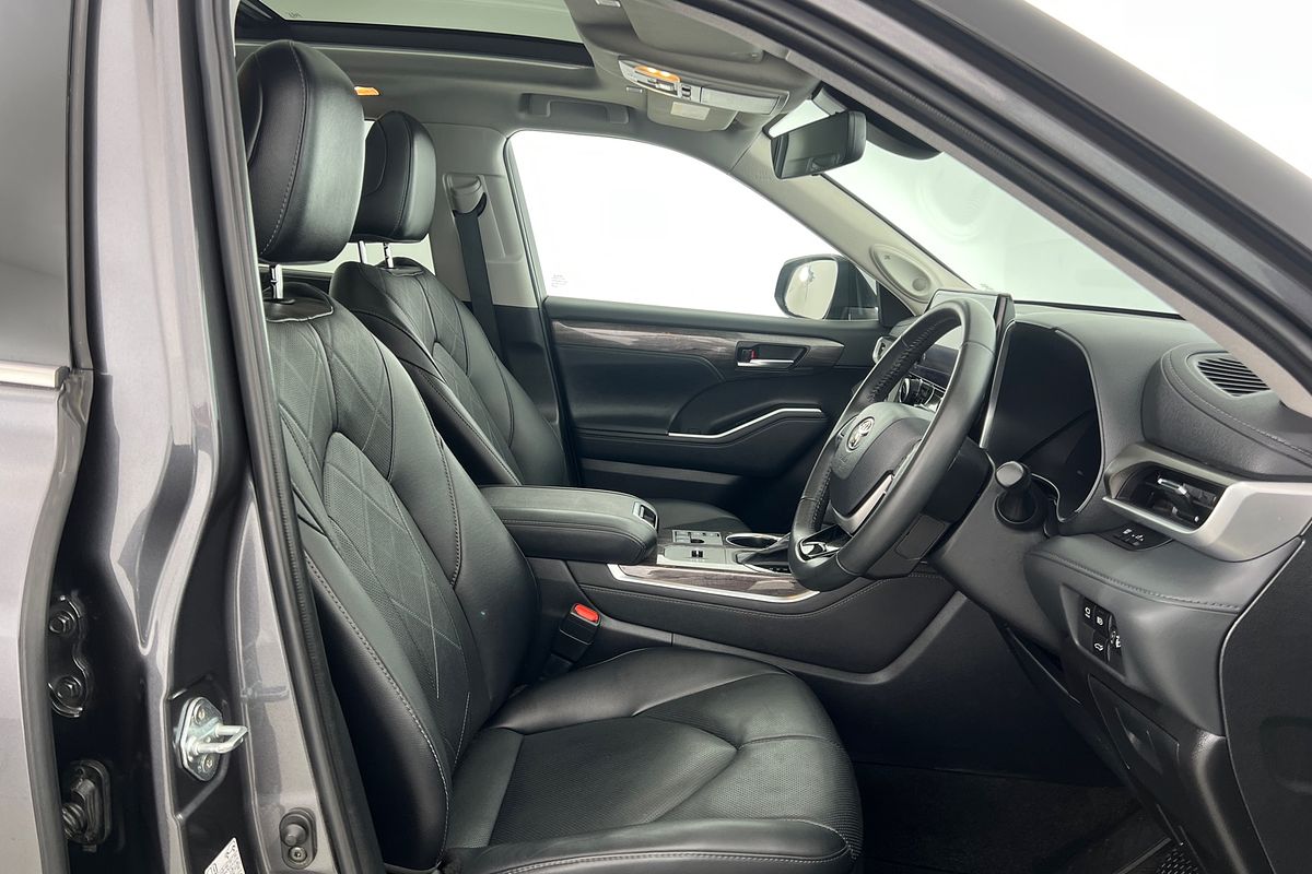 2023 Toyota Kluger Grande AXUH78R