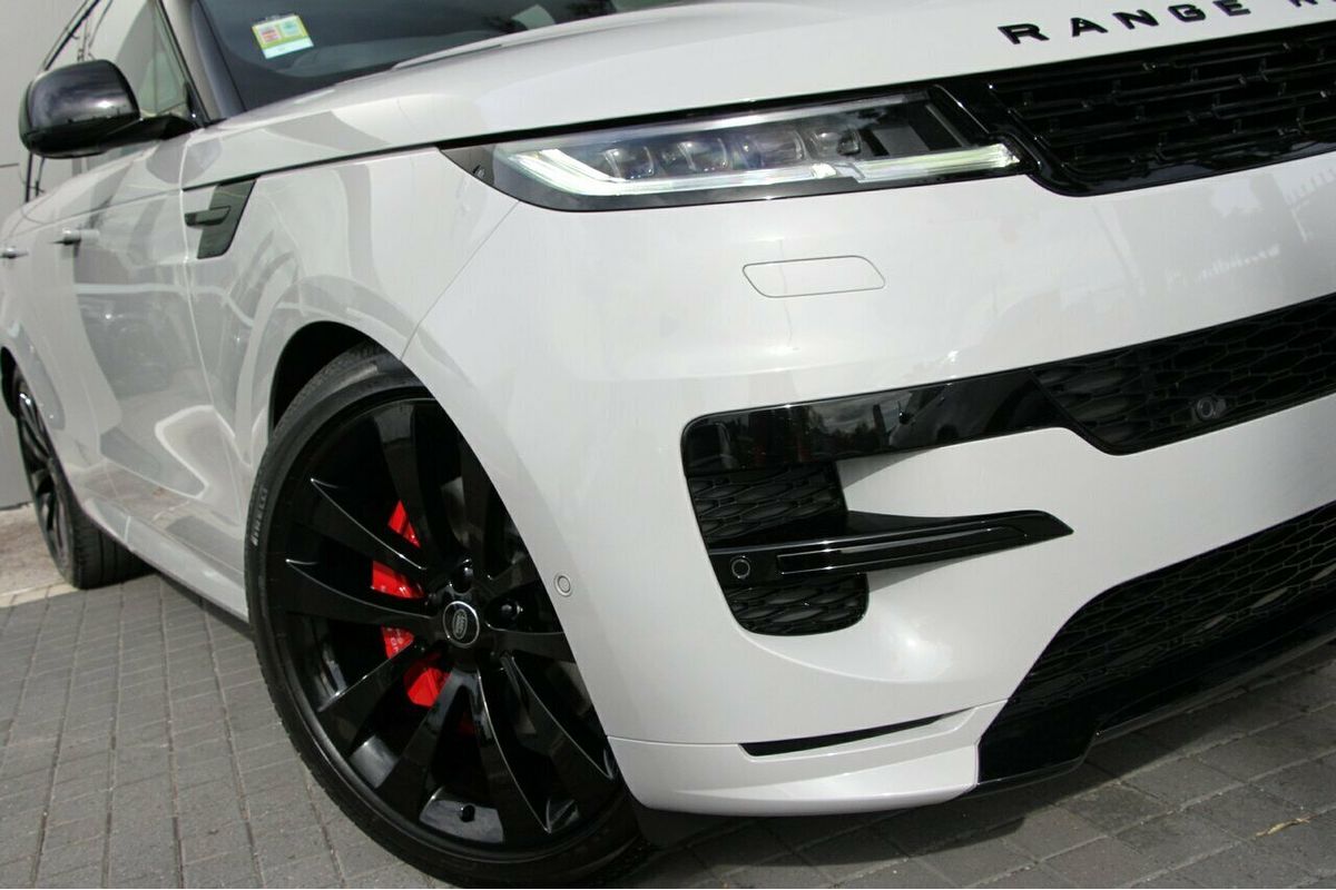 2025 Land Rover Range Rover Sport D250 Dynamic SE L461