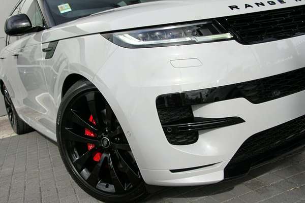 2025 Land Rover Range Rover Sport D250 Dynamic SE L461
