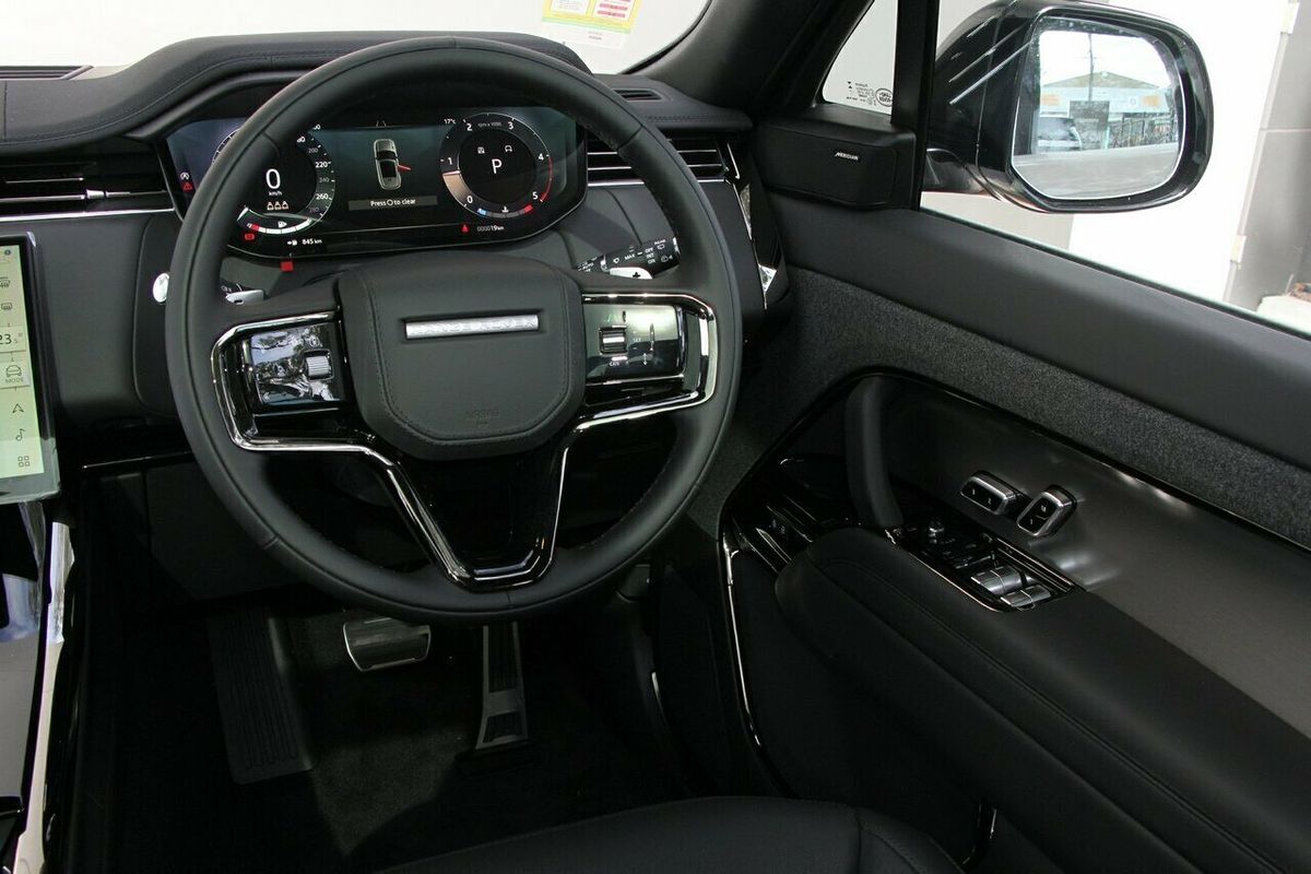 2025 Land Rover Range Rover Sport D250 Dynamic SE L461